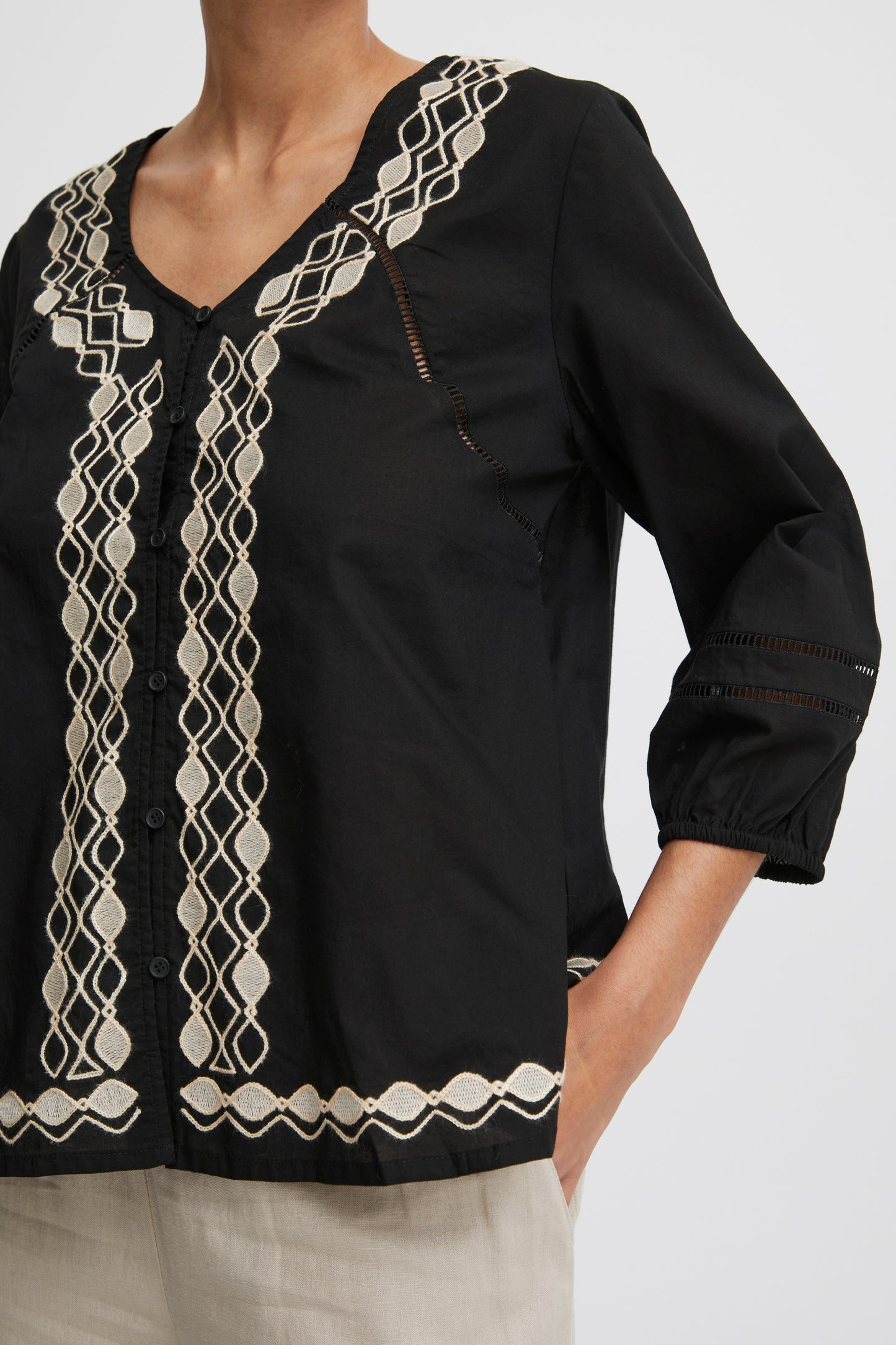 B Young Byheidy Shirt | Black