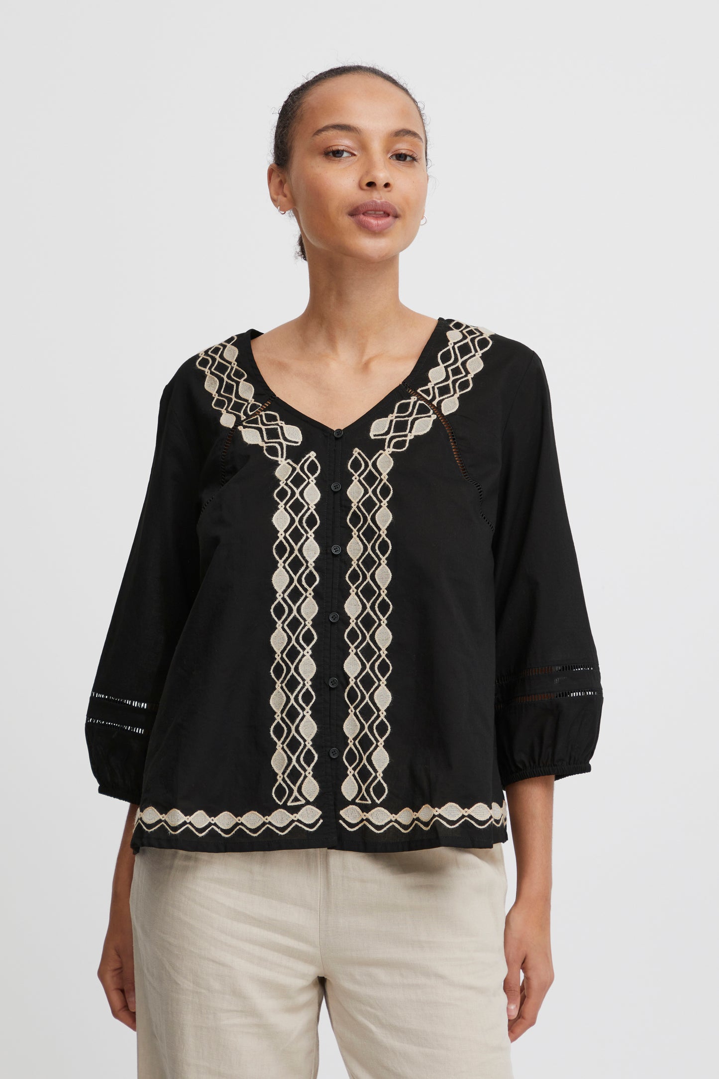 B Young Byheidy Shirt | Black