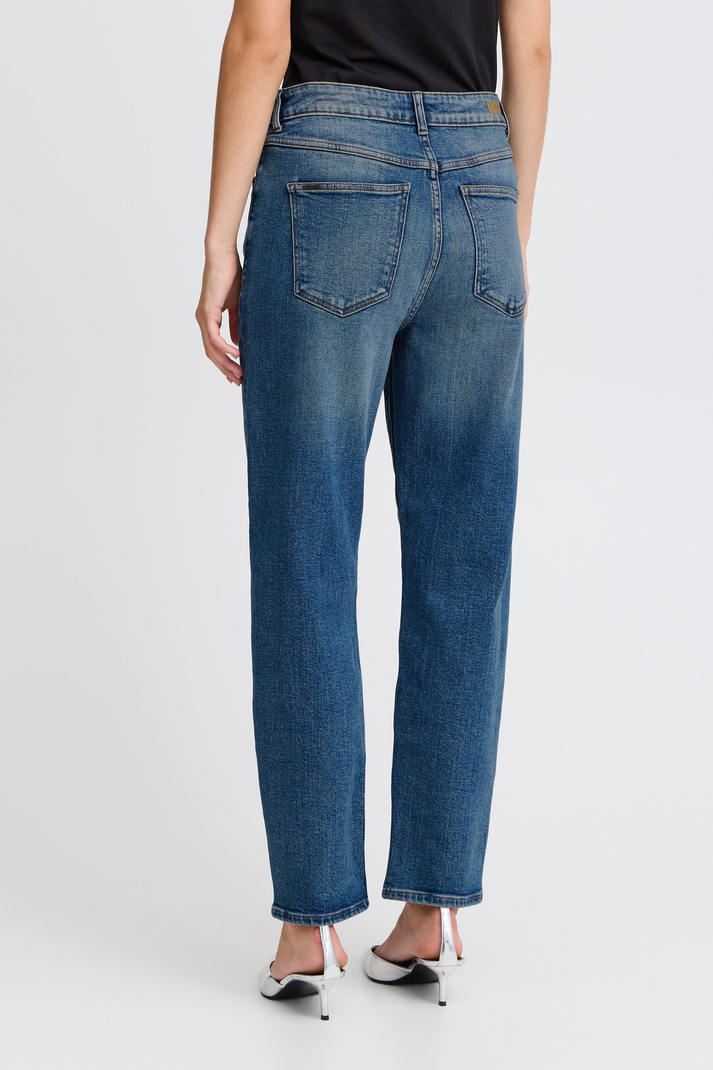 B.Young Mom Loetta Jeans | Mid Blue