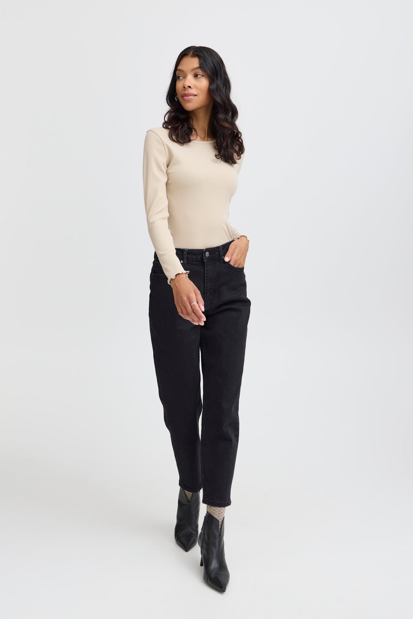 B.Young Mom Loetta Jeans | Black