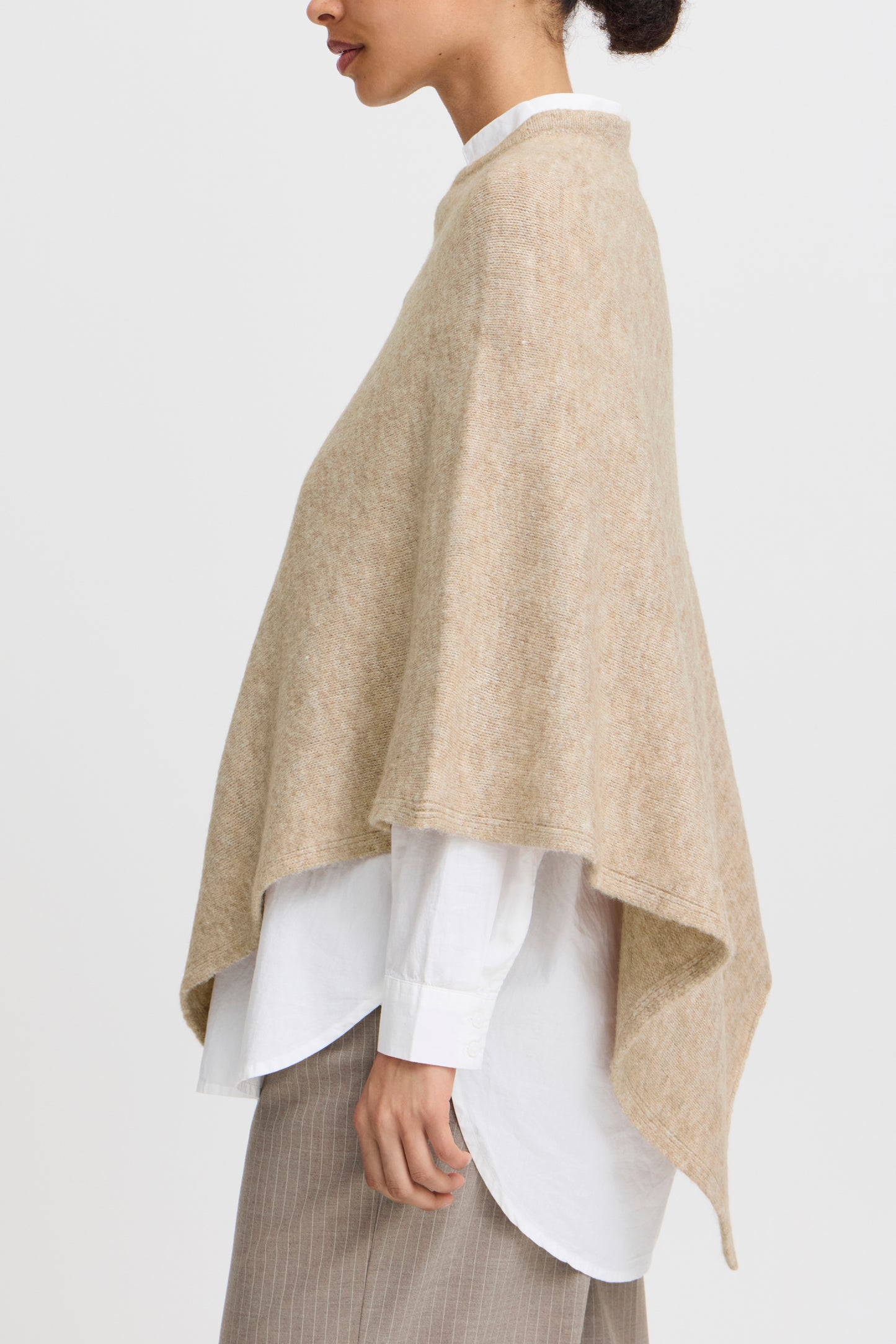 B Young Baviksi Poncho | Cement Melange