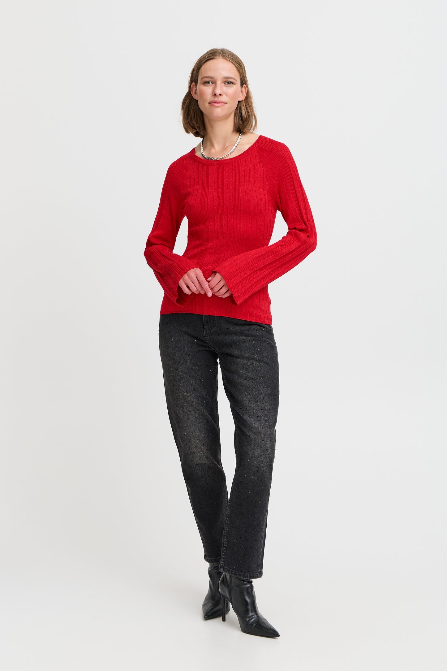 B Young ByMobbe Raglan Jumper | Haute Red