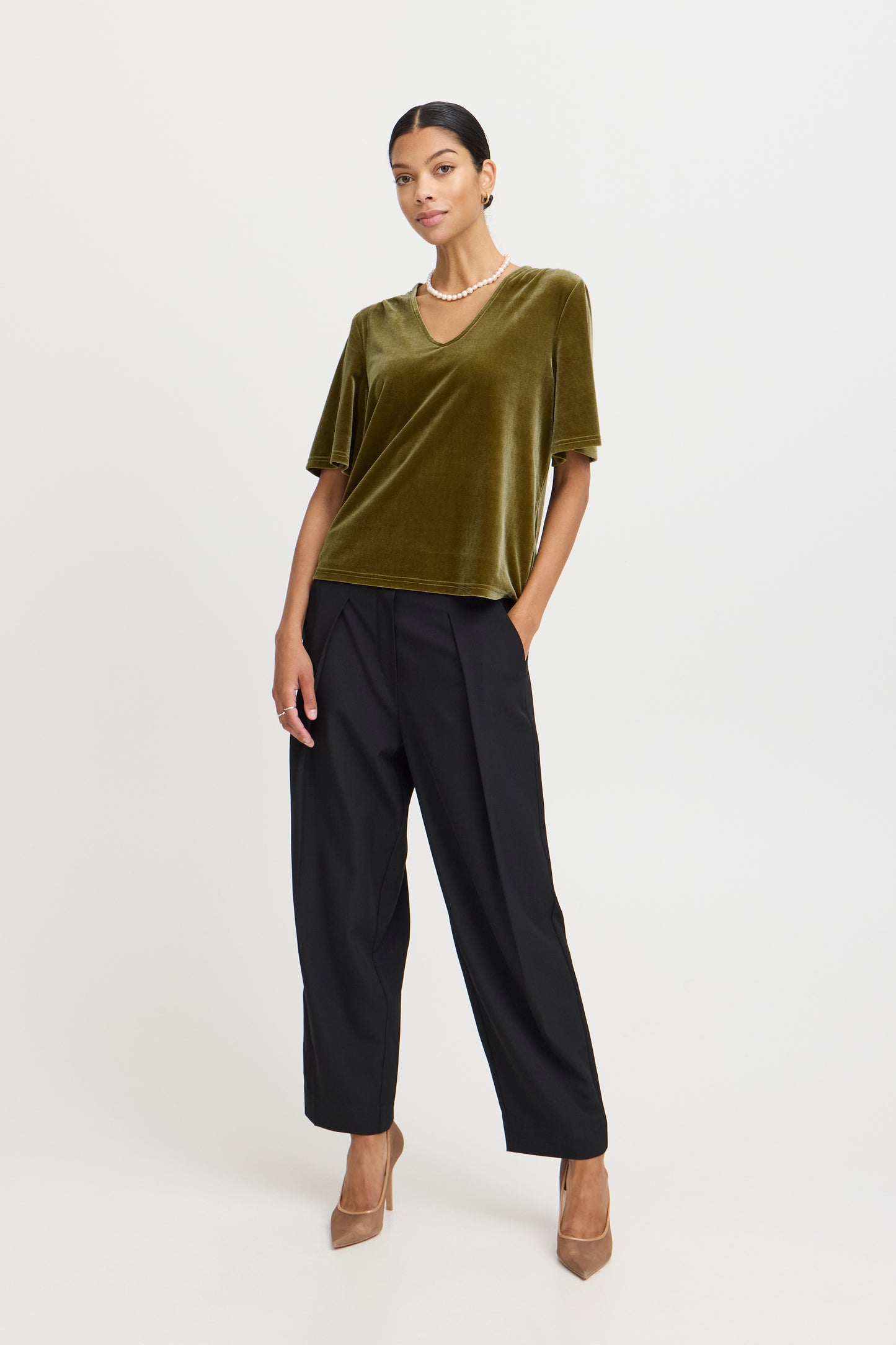 B Young ByPerlina V-Neck Top | Fir Green