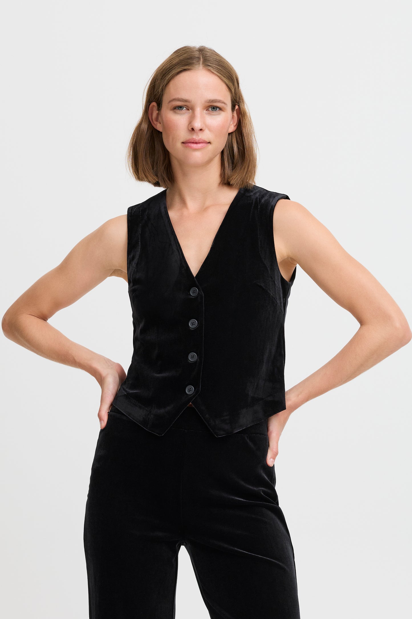 B Young ByPerlina Vest | Black