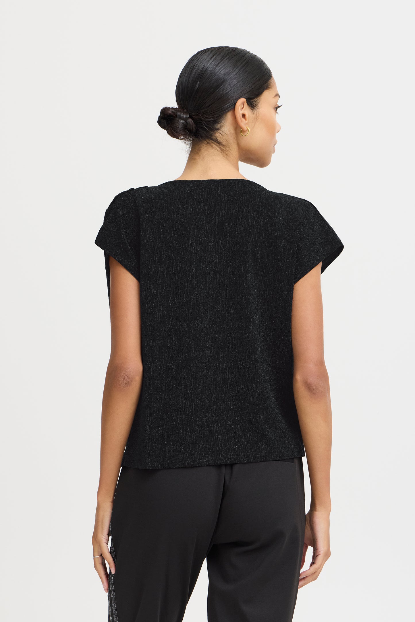 B Young ByShiloh Top | Black