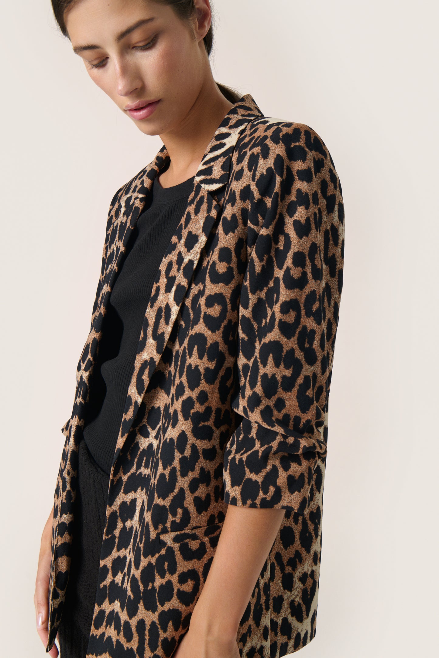 Soaked in Luxury Shirley Printed Blazer | Leopard