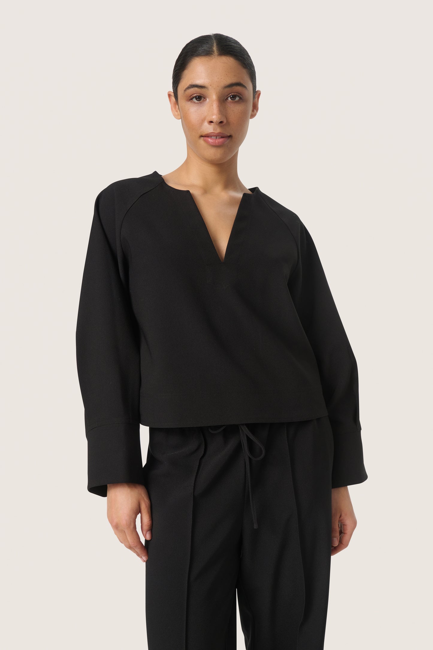 Soaked in Luxury Eureka Blouse | Black