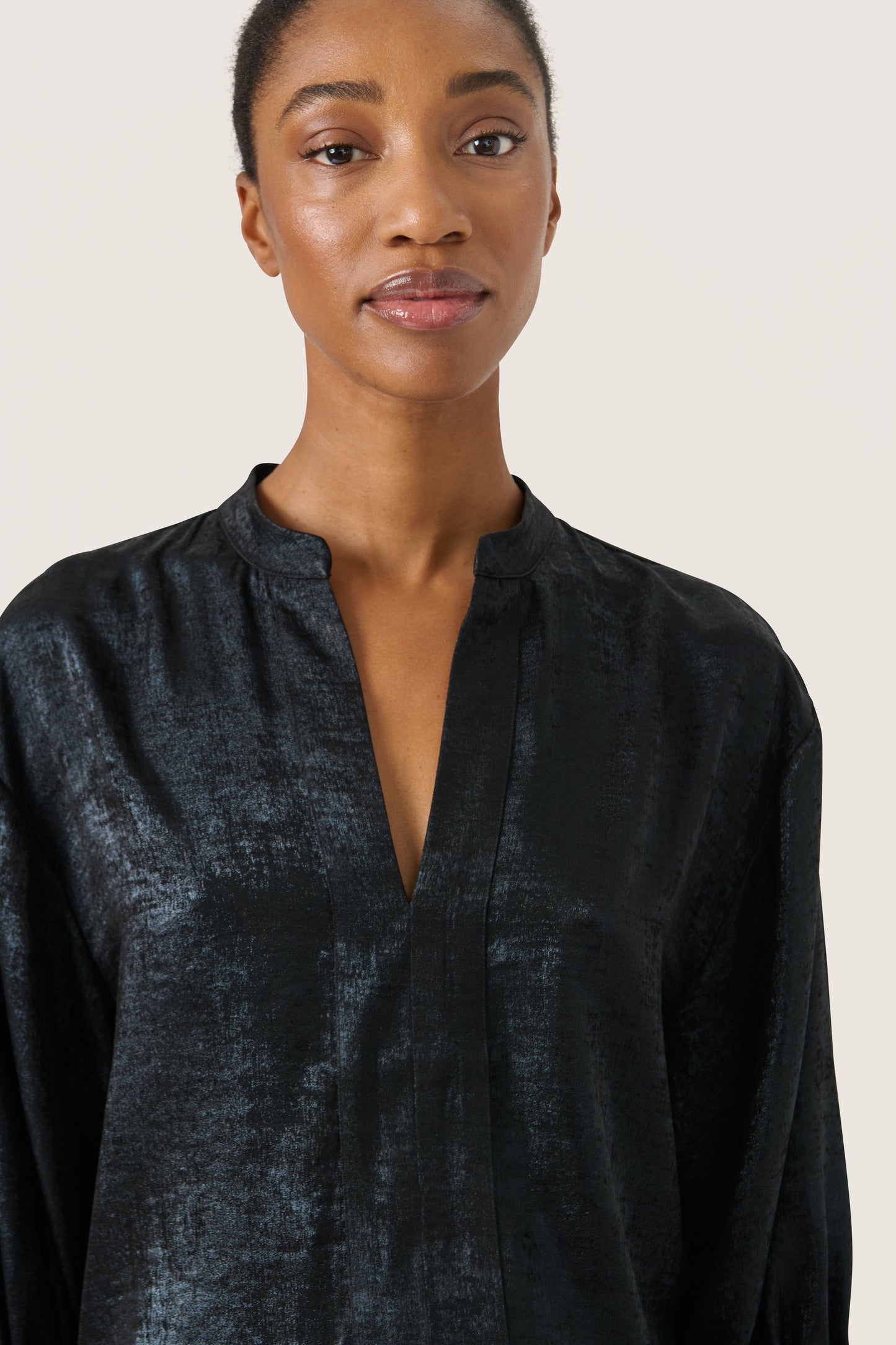 Soaked in Luxury Elvie Amily Blouse | Black