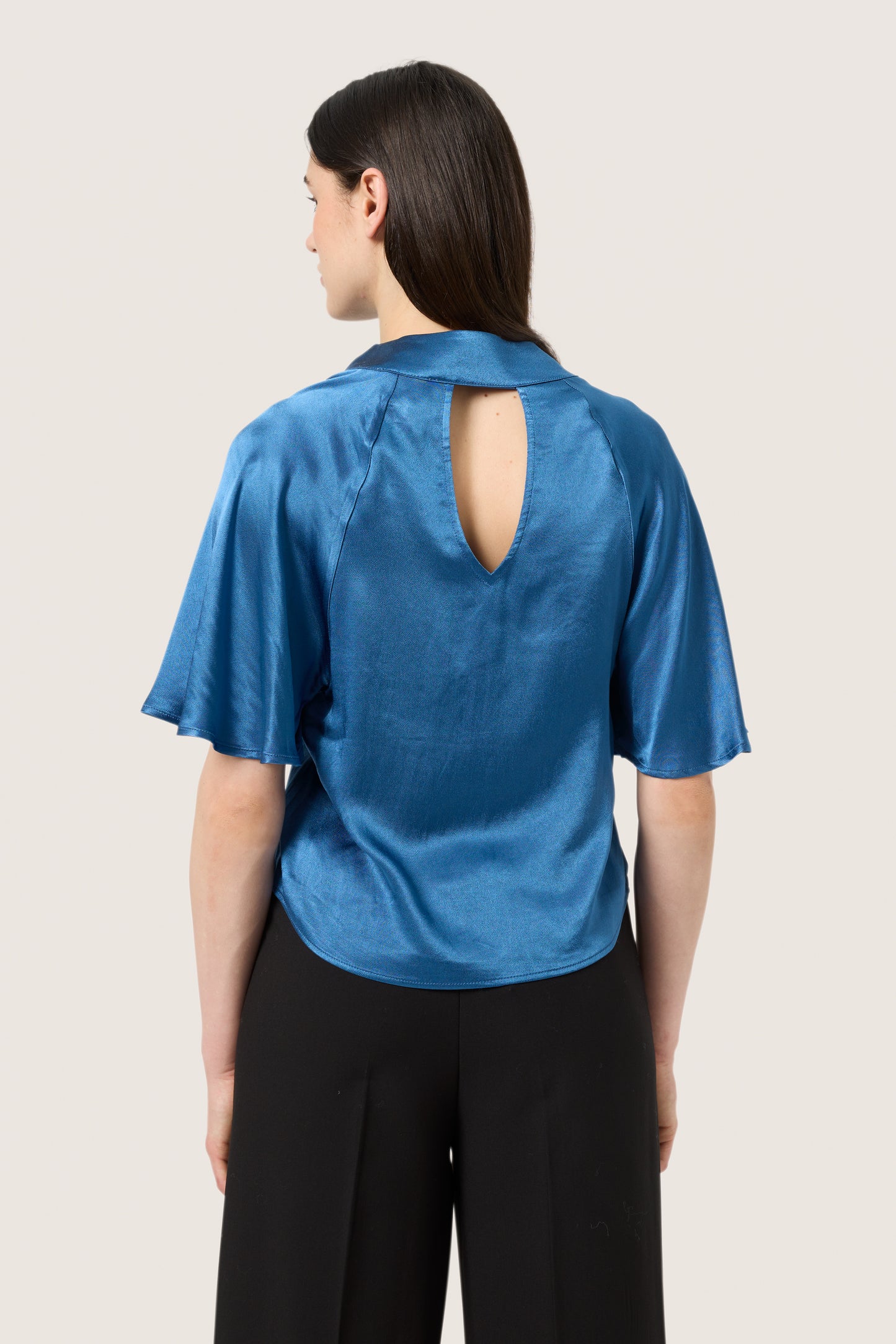 Soaked in Luxury Milu Katharine Blouse | Ensign Blue