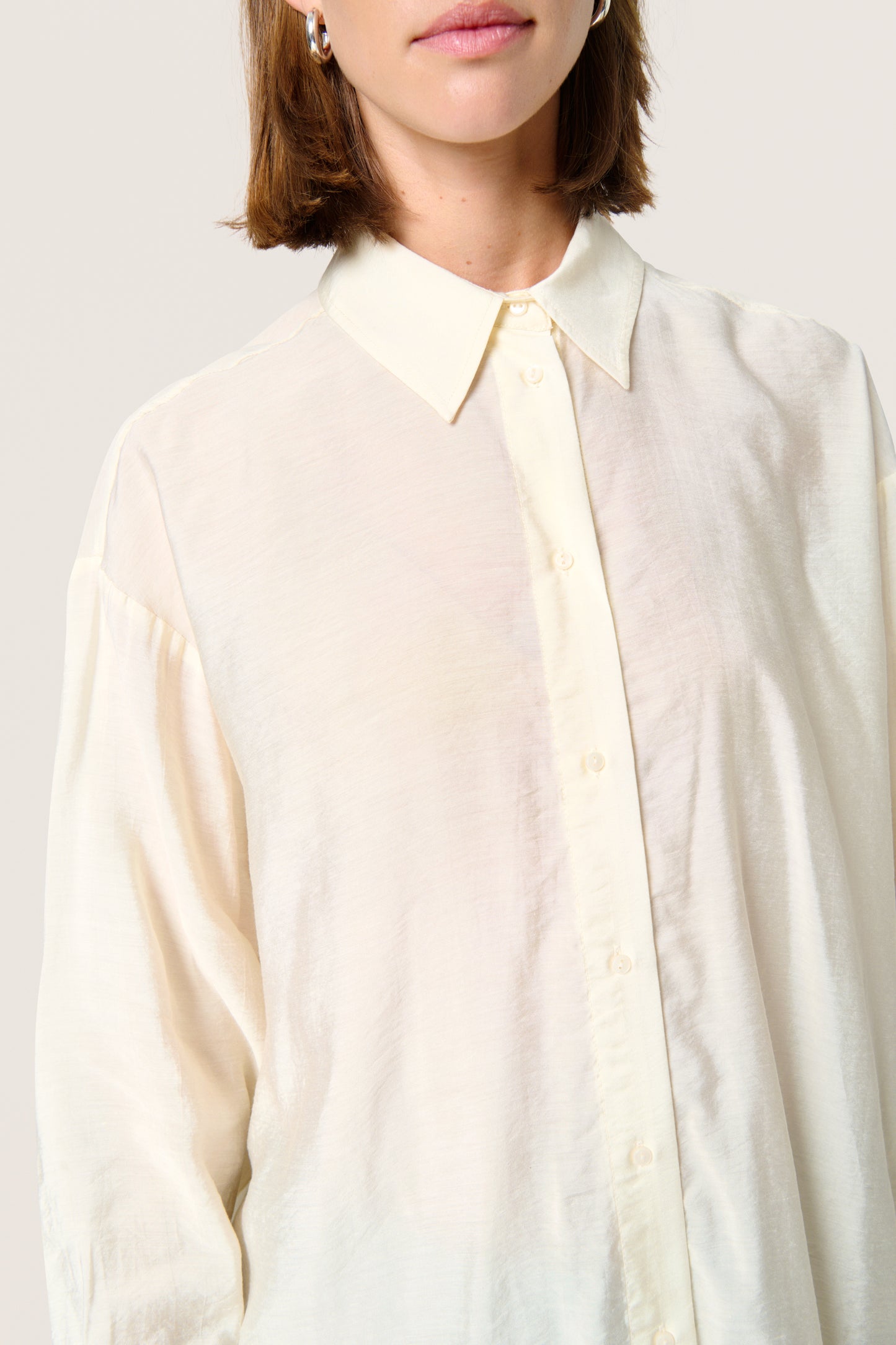 Soaked in Luxury Leodora Long Shirt | Whisper White