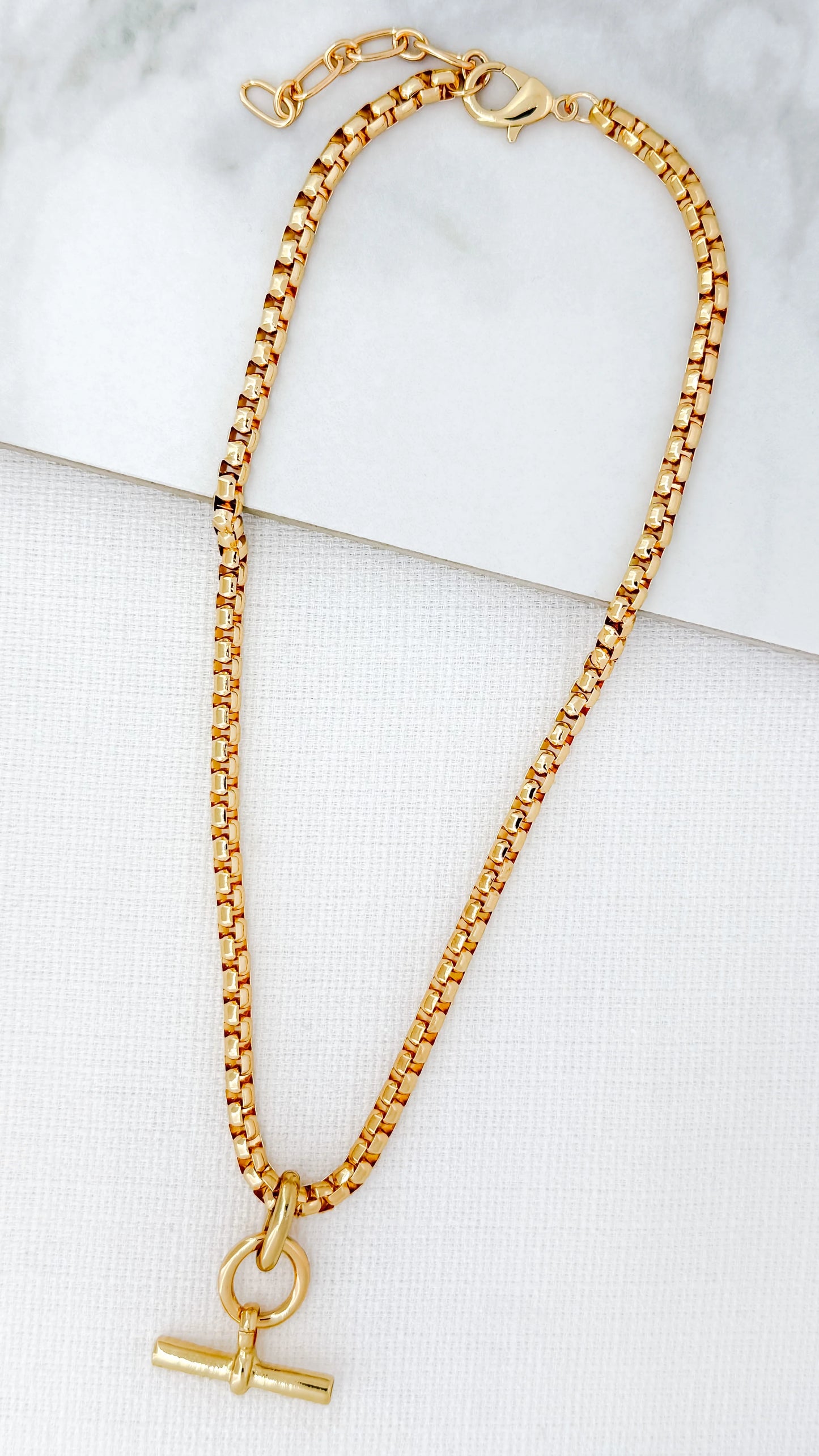 Envy Short Gold Box Chain T-Bar Necklace