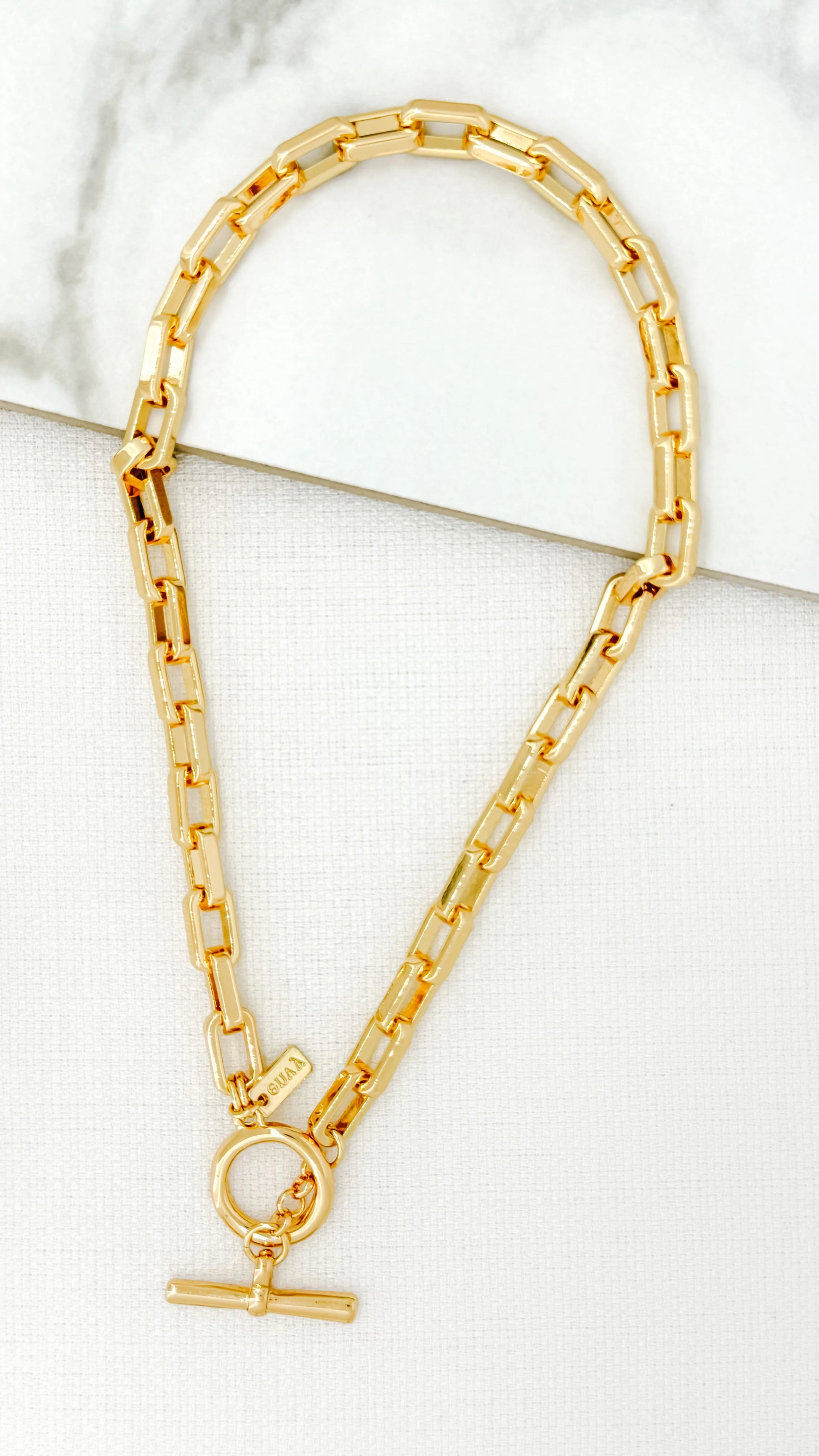 Envy Short Gold Chunky Link T-Bar Necklace