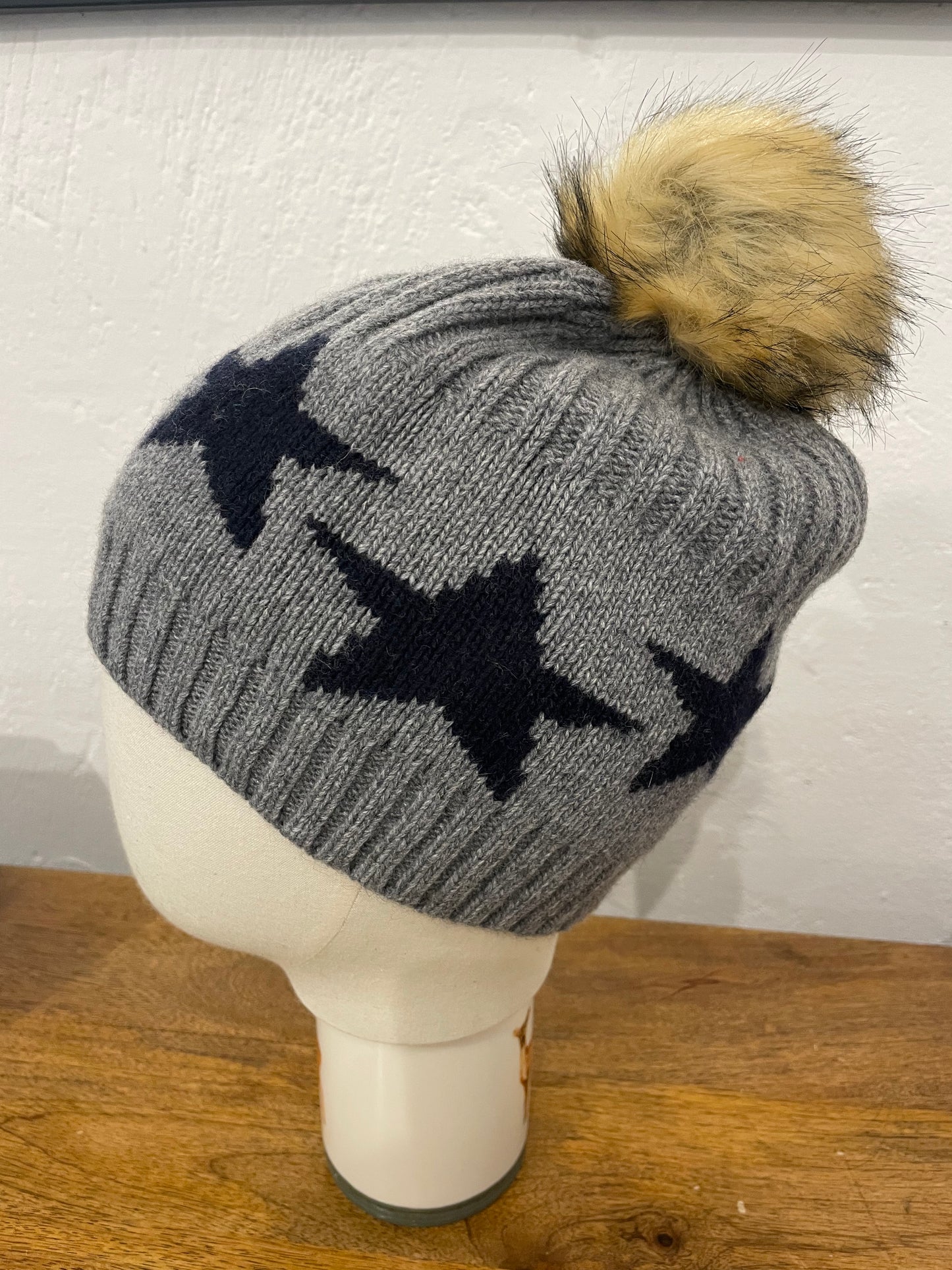 Cashmere Mix Star Bobble Hat | Grey/Navy