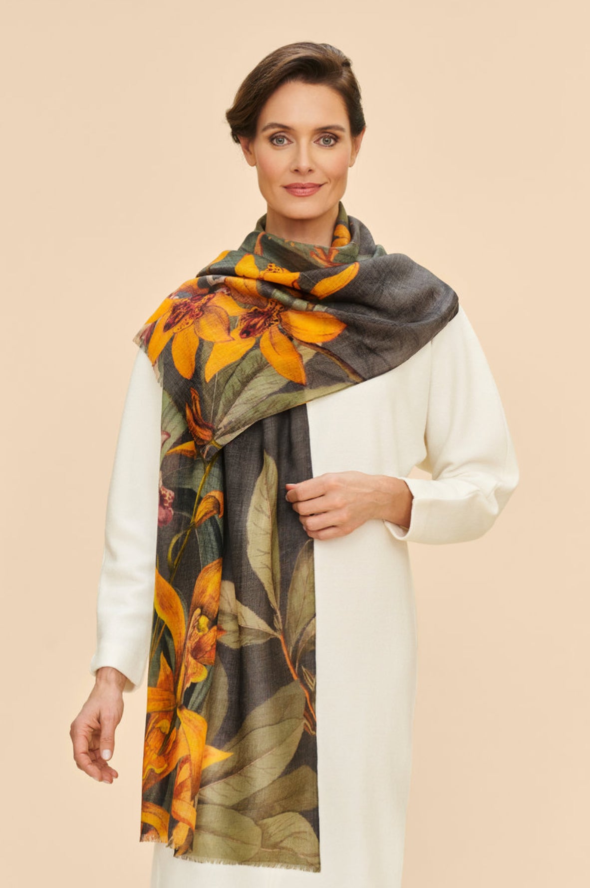 Powder Wool Wrap Botany Bliss Scarf | Charcoal