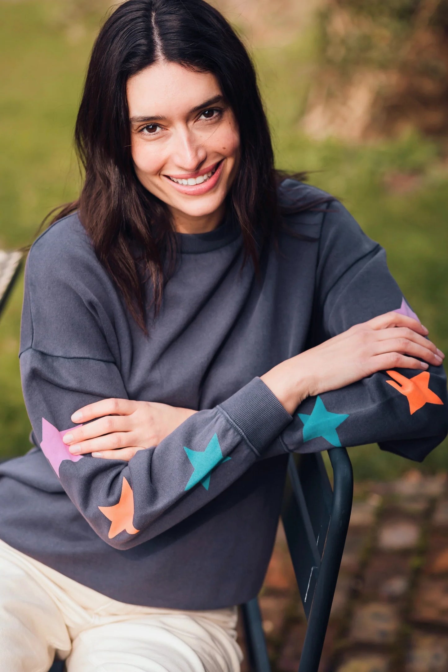 Eadie Relaxed Sweatshirt | Star Sleeve