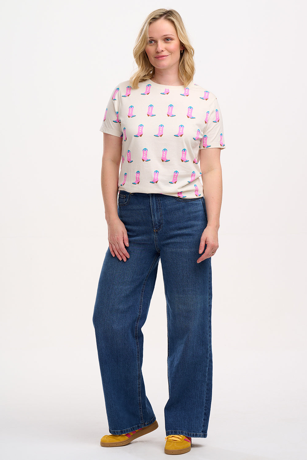 Sugarhill Brighton Maggie T-Shirt | Off White Cowgirl Boots